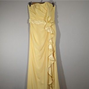 David's Bridal Pastel Yellow Long Strapless Dress with Front Ruffle Women Size 6